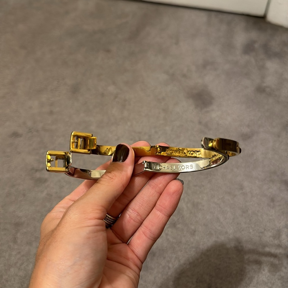 Buckle bracelets - Picture 7 of 8